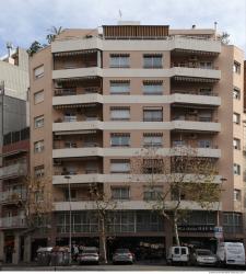 Photo Textures of Barcelona Buildings